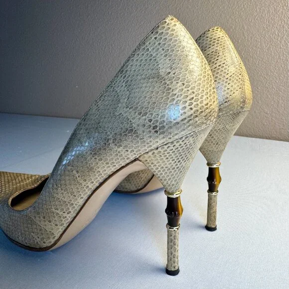 Gucci Python Bamboo Heel Pumps Tan Pointed Toe Vintage Size 40C Made Italy 90s